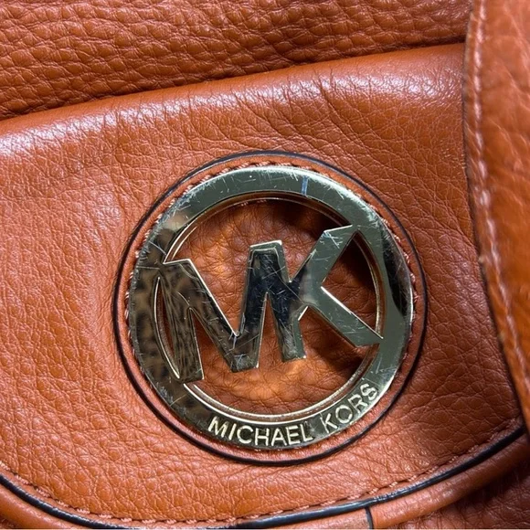 Michael Kors Fulton Shoulder Bag in Burnt Orange! Preowned!! - Picture 6 of 13